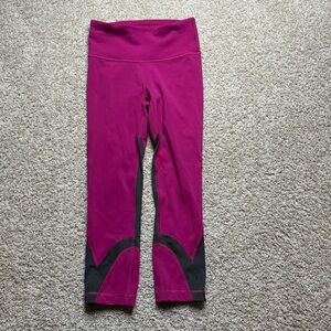Lululemon Throwback Inspire High-Rise Crop 21"